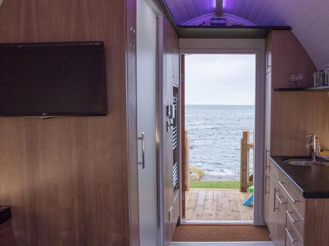 Door To The Shore - Seafront Cottages Sandhaven Екстериор снимка