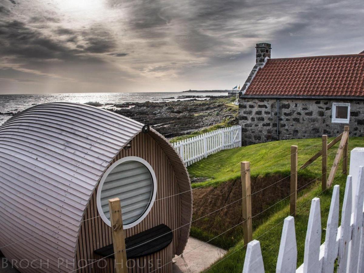 Door To The Shore - Seafront Cottages Sandhaven Екстериор снимка